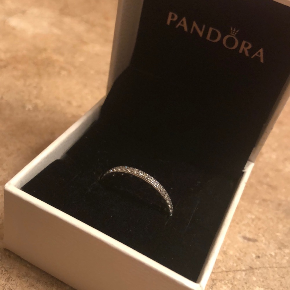 GORGEOUS pandora ring.